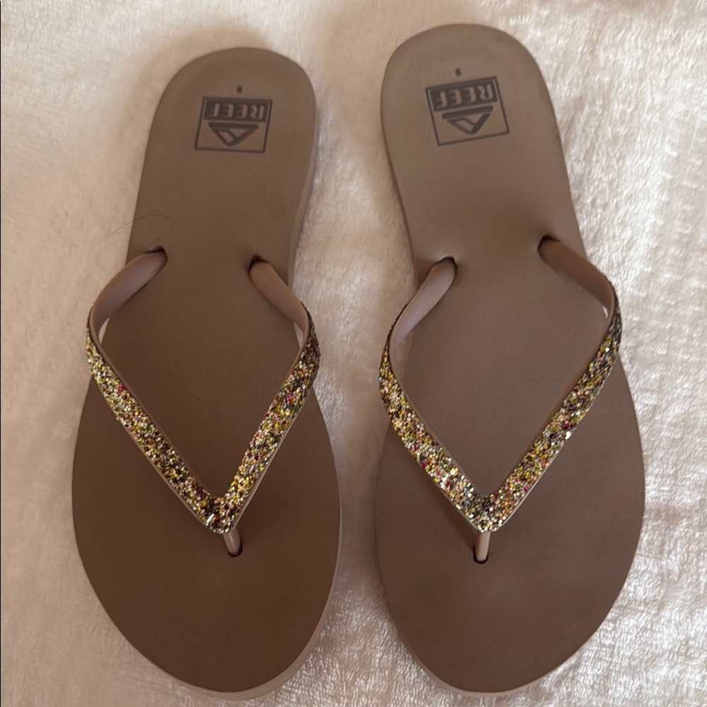 Reef Gray and Silver Sandals with V-Shaped Straps